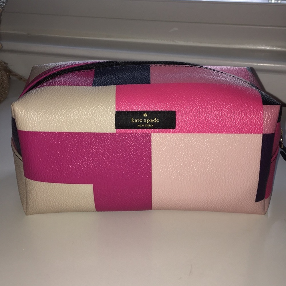 Medium Kate Spade Davie Cosmetics Bag